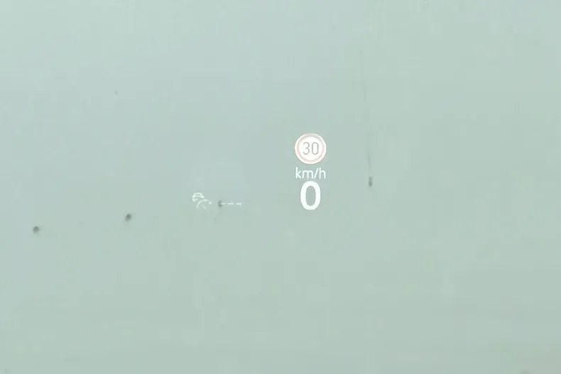 Volkswagen Passat din 2024 cu 11.000 km - oferta VOL136530 - foto 24