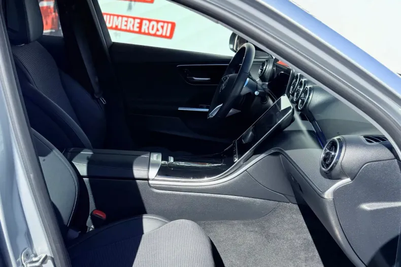 Mercedes-Benz C din 2024 cu 8.200 km - oferta MER136531 - foto 18