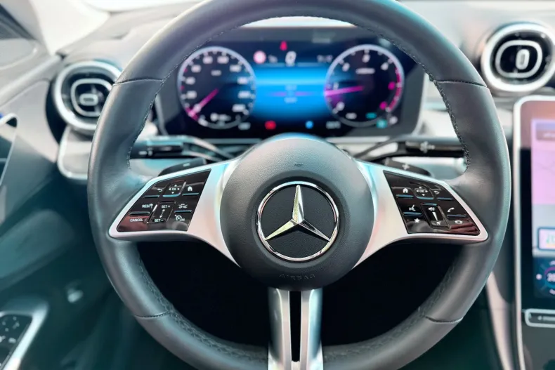 Mercedes-Benz C din 2024 cu 8.200 km - oferta MER136531 - foto 23