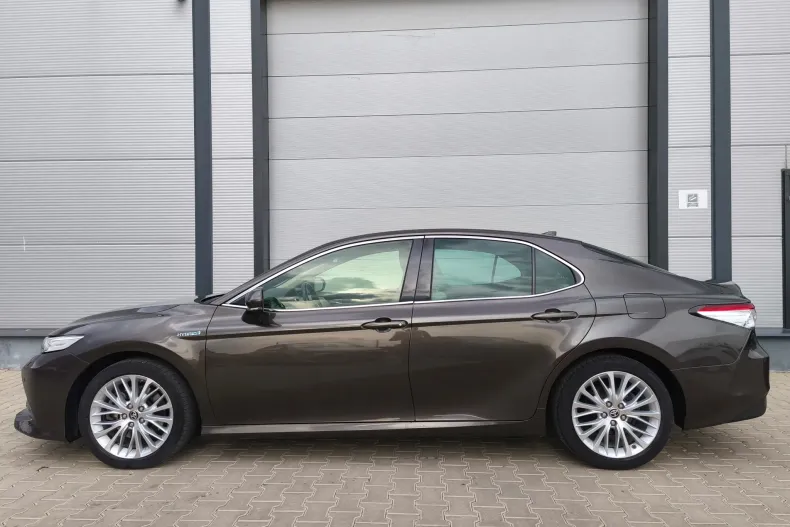 Toyota Camry din 2020 cu 110.000 km - oferta TOY136546 - foto 2