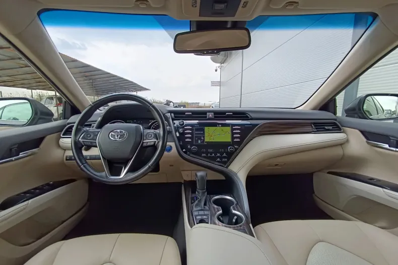 Toyota Camry din 2020 cu 110.000 km - oferta TOY136546 - foto 8