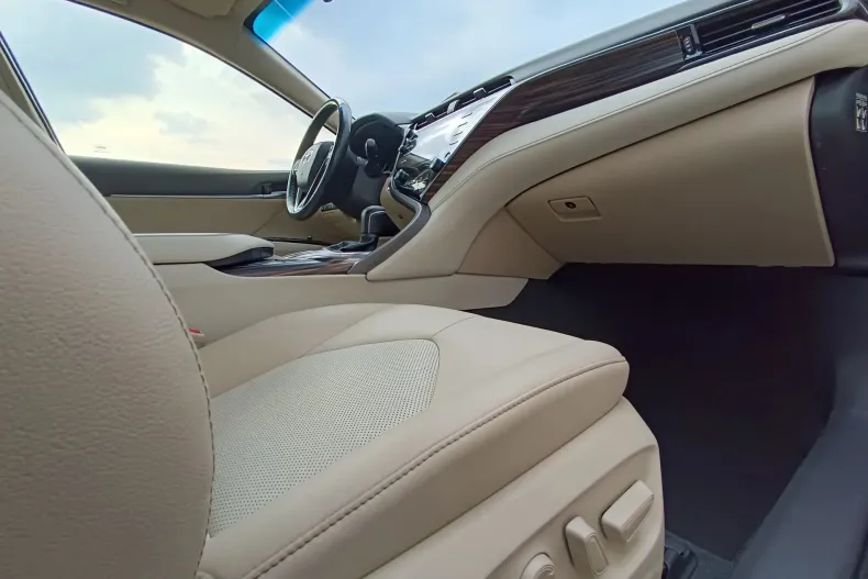 Toyota Camry din 2020 cu 110.000 km - oferta TOY136546 - foto 10