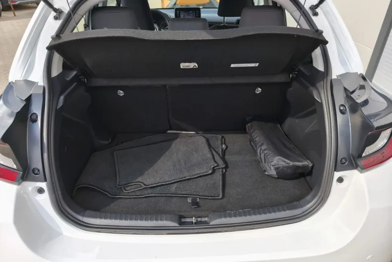 Toyota Yaris din 2021 cu 107.000 km - oferta TOY136550 - foto 5