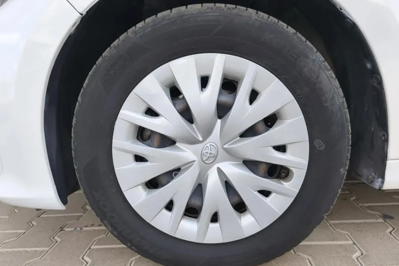 Toyota Yaris din 2021 cu 107.000 km - oferta TOY136550 - foto 6