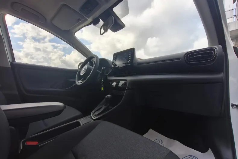 Toyota Yaris din 2021 cu 107.000 km - oferta TOY136550 - foto 8