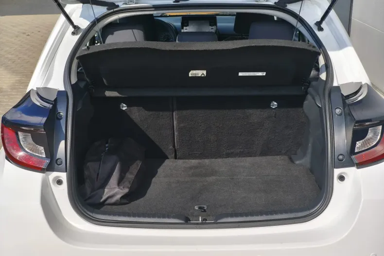 Toyota Yaris din 2021 cu 143.000 km - oferta TOY136551 - foto 5