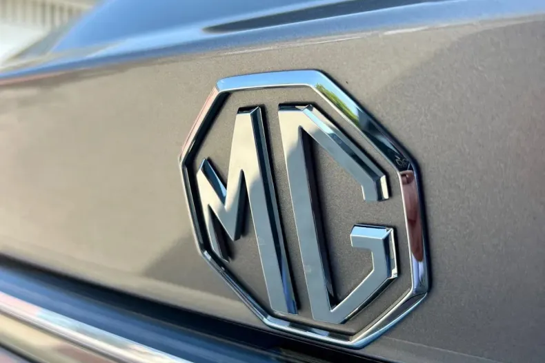 MG HS din 2025 cu 10 km - oferta MG0136557 - foto 7