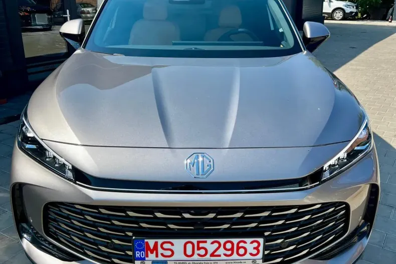 MG HS din 2025 cu 10 km - oferta MG0136557 - foto 14