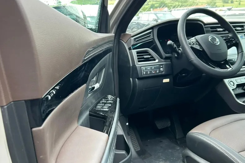 Ssangyong Korando din 2025 cu 7 km - oferta SSA136560 - foto 20