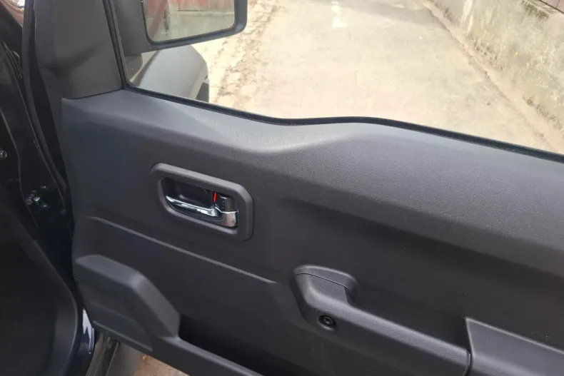 Suzuki Jimny din 2024 cu 359 km - oferta SUZ136573 - foto 17