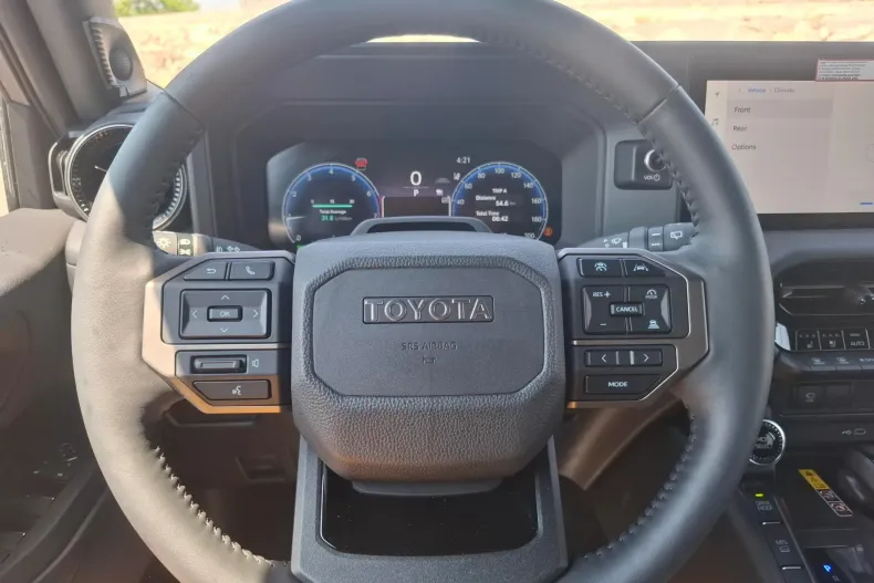 Toyota Land Cruiser 250 din 2024 cu 150 km - oferta TOY136576 - foto 10