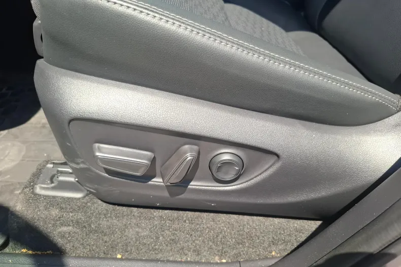 Toyota Land Cruiser 250 din 2024 cu 150 km - oferta TOY136576 - foto 23