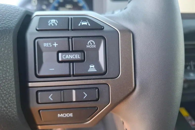 Toyota Land Cruiser 250 din 2024 cu 150 km - oferta TOY136576 - foto 28