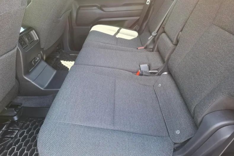 Toyota Land Cruiser 250 din 2024 cu 10.561 km - oferta TOY136578 - foto 15