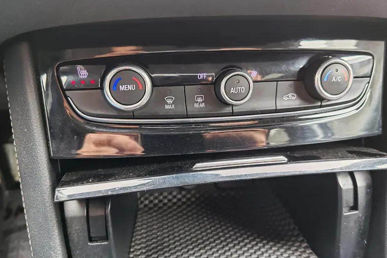 Opel Grandland (X) din 2019 cu 165.034 km - oferta OPE136580 - foto 12