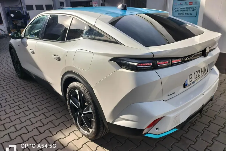 Peugeot 408 din 2023 cu 43.754 km - oferta PEU136582 - foto 9