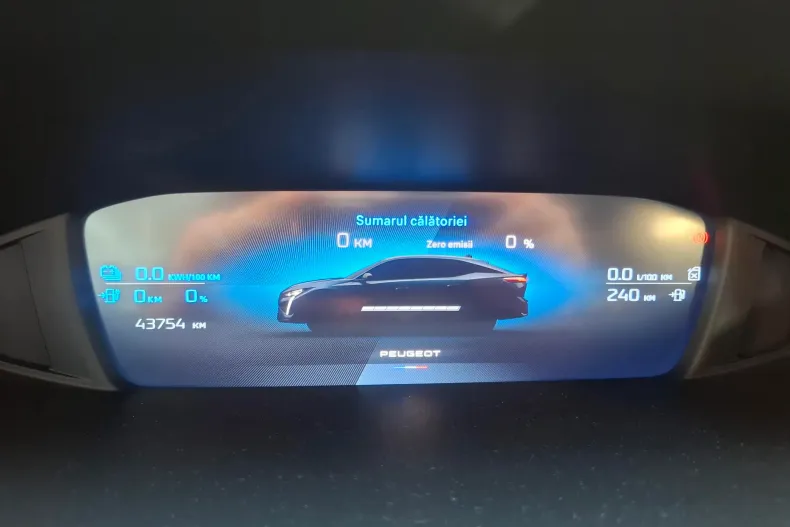 Peugeot 408 din 2023 cu 43.754 km - oferta PEU136582 - foto 29