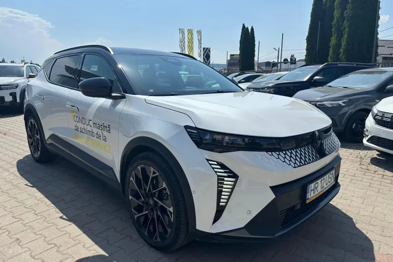 Renault Scenic din 2024 cu 5.200 km - oferta REN136587 - foto 1