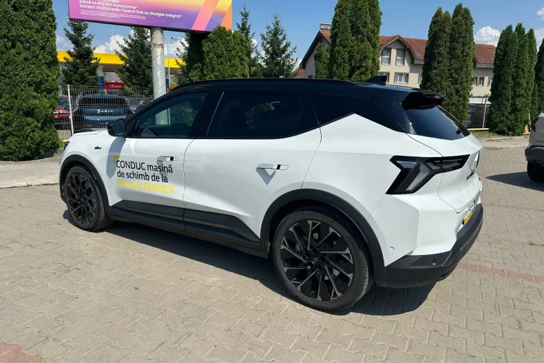 Renault Scenic din 2024 cu 5.200 km - oferta REN136587 - foto 14