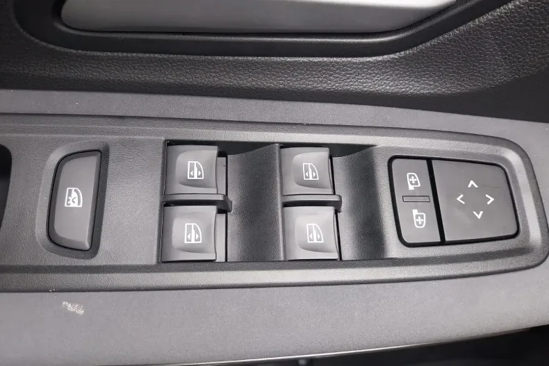 Dacia Sandero Stepway din 2024 cu 10 km - oferta DAC136592 - foto 8