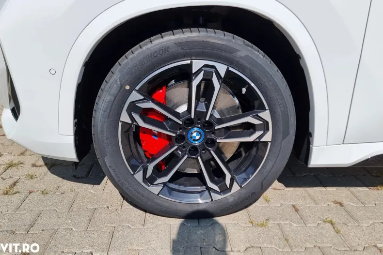 BMW iX1 din 2024 cu 1 km - oferta BMW136618 - foto 6