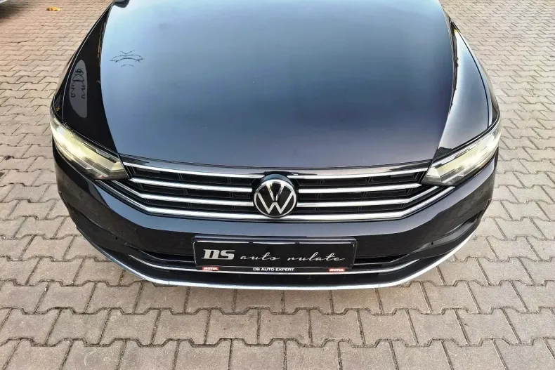 Volkswagen Passat din 2021 cu 102.891 km - oferta VOL136622 - foto 27
