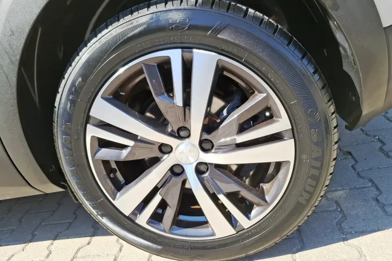 Peugeot 3008 din 2021 cu 113.328 km - oferta PEU136624 - foto 22