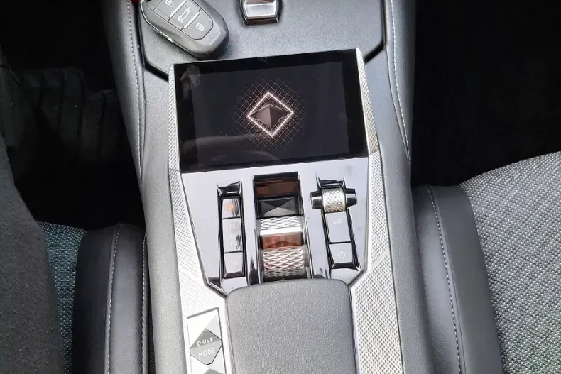 DS Automobiles DS 4 din 2023 cu 111.073 km - oferta DSA136626 - foto 24