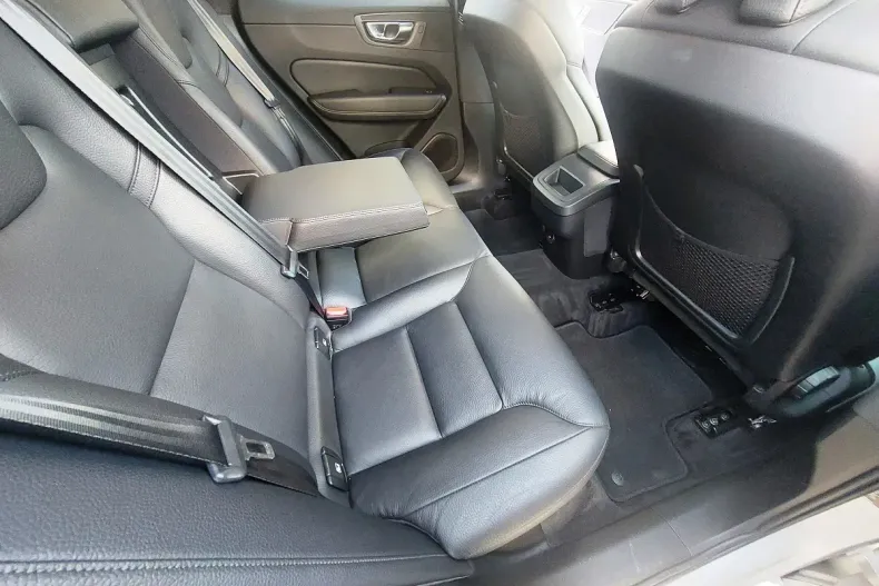 Volvo XC60 din 2021 cu 92.623 km - oferta VOL136628 - foto 11