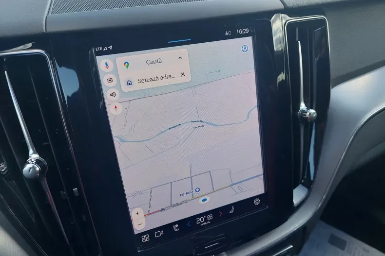 Volvo XC60 din 2021 cu 92.623 km - oferta VOL136628 - foto 16