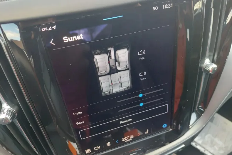 Volvo XC60 din 2021 cu 92.623 km - oferta VOL136628 - foto 22