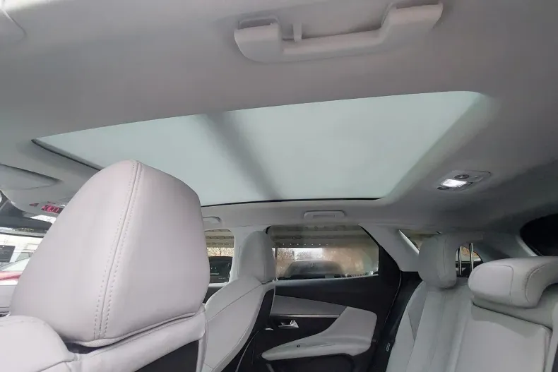 Peugeot 3008 din 2019 cu 125.008 km - oferta PEU136630 - foto 13