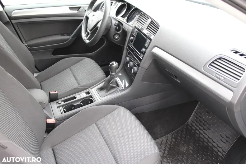 Volkswagen Golf din 2019 cu 96.806 km - oferta VOL136631 - foto 12