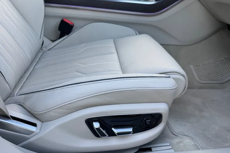 Audi A8 din 2023 cu 124.000 km - oferta AUD136646 - foto 13