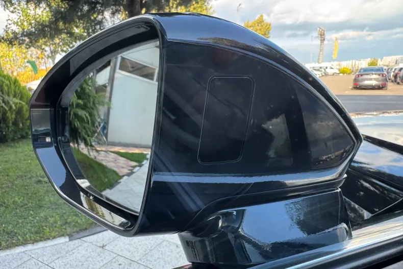 Audi A8 din 2023 cu 124.000 km - oferta AUD136646 - foto 16