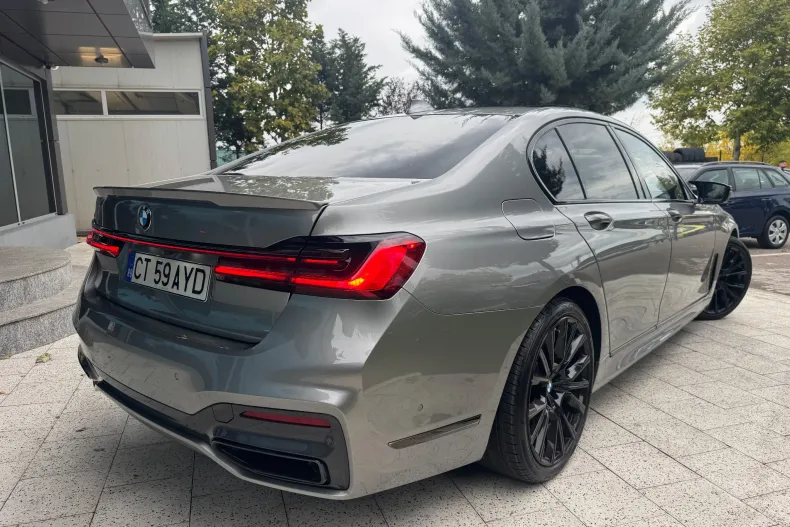 BMW Seria 7 din 2020 cu 170.000 km - oferta BMW136647 - foto 2