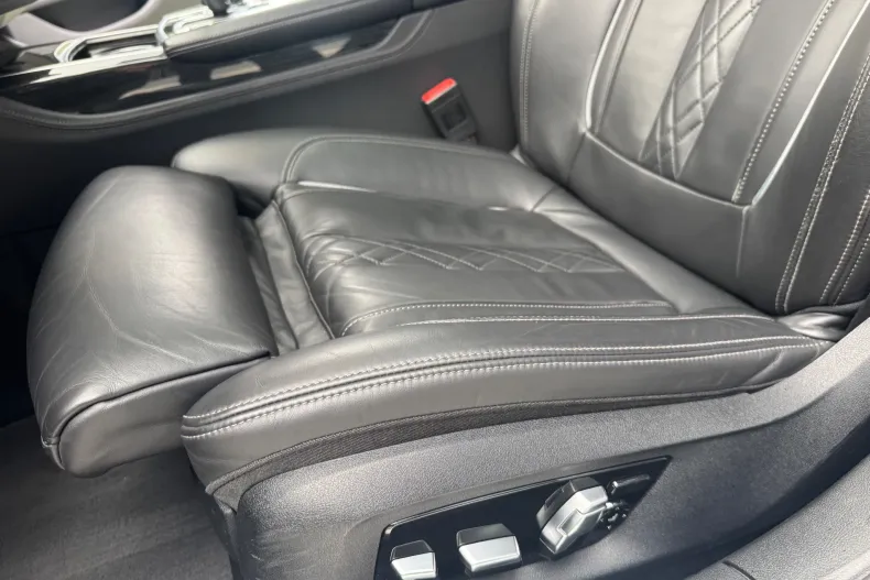 BMW Seria 7 din 2020 cu 170.000 km - oferta BMW136647 - foto 10