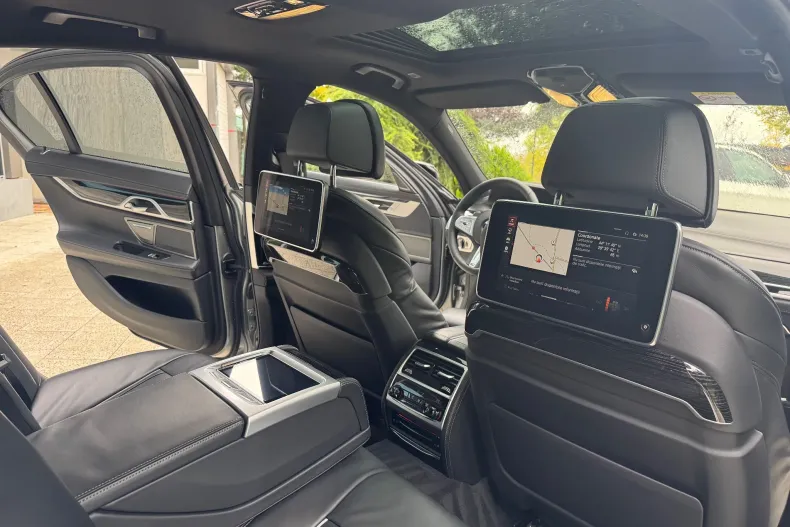 BMW Seria 7 din 2020 cu 170.000 km - oferta BMW136647 - foto 11