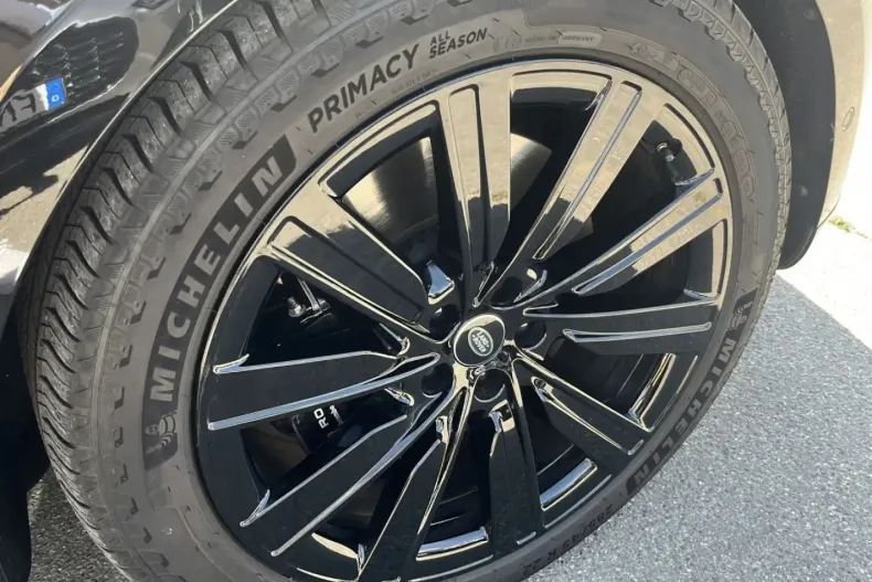 Land Rover Range Rover din 2024 cu 11.400 km - oferta LAN136652 - foto 12