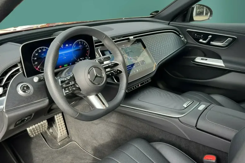 Mercedes-Benz E 300 din 2024 cu 17.051 km - oferta MER136657 - foto 8