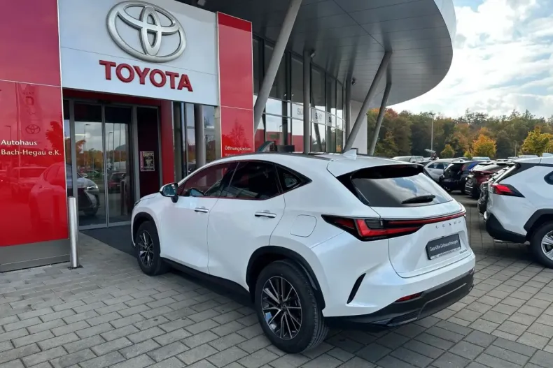 Lexus NX 350h din 2023 cu 10.900 km - oferta LEX136659 - foto 5