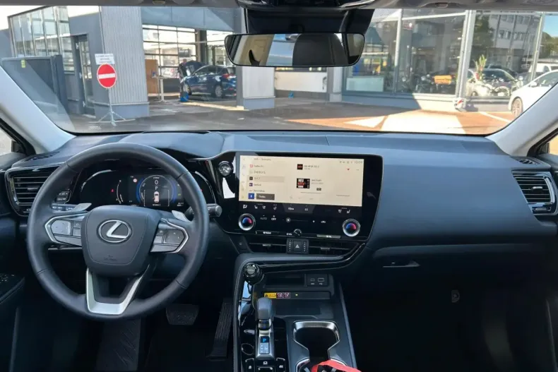 Lexus NX 350h din 2024 cu 10.990 km - oferta LEX136661 - foto 9