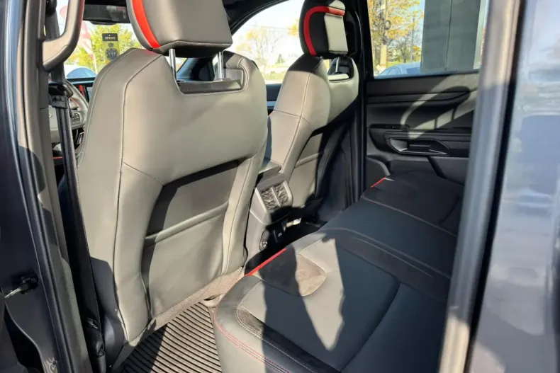 Ford Ranger din 2025 cu 850 km - oferta FOR136668 - foto 13