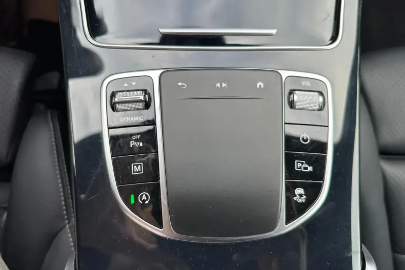 Mercedes-Benz GLC 200 din 2022 cu 35.900 km - oferta MER136671 - foto 20