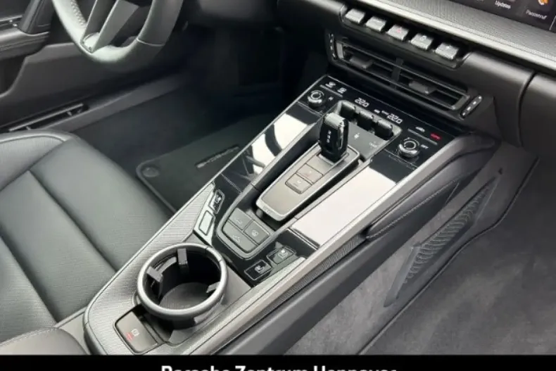 Porsche 992 din 2024 cu 9.500 km - oferta POR136672 - foto 15