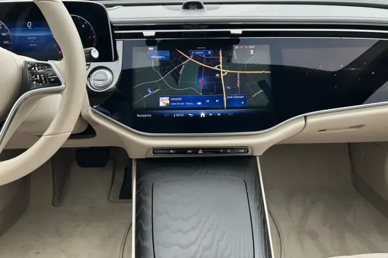 Mercedes-Benz E 220 din 2023 cu 9.986 km - oferta MER136688 - foto 11