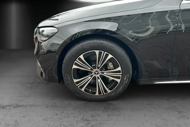 Mercedes-Benz E 220 din 2023 cu 9.986 km - oferta MER136688 - foto 14