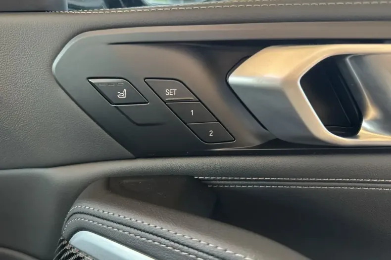 BMW X6 din 2024 cu 23.589 km - oferta BMW136707 - foto 19