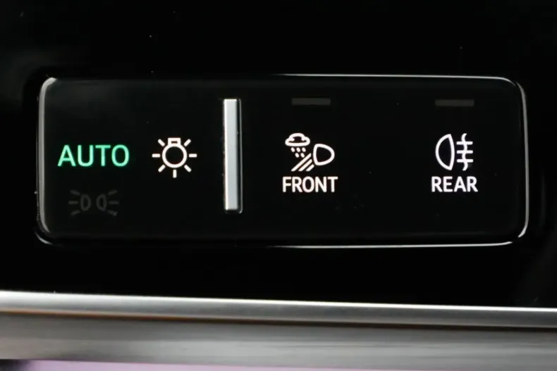 Audi Q8 din 2024 cu 28.100 km - oferta AUD136718 - foto 19