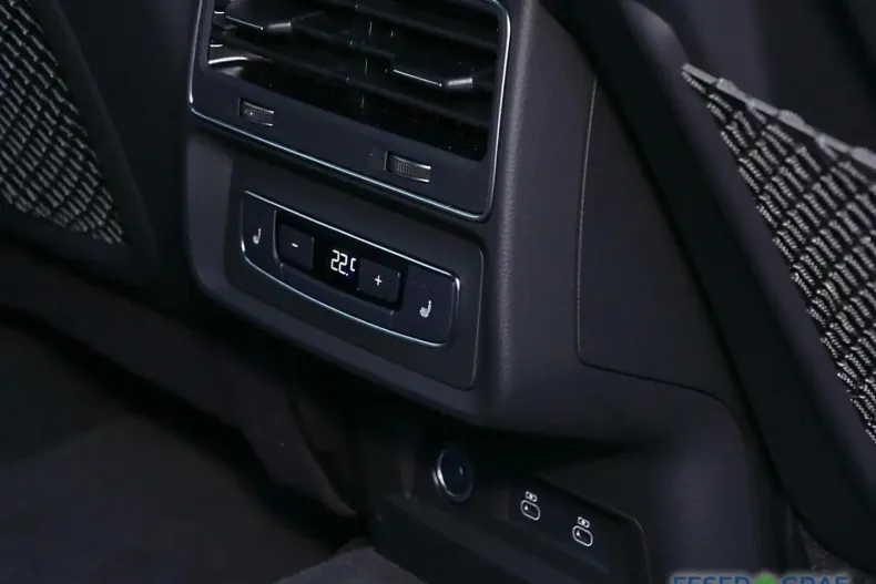 Audi Q8 din 2024 cu 20.453 km - oferta AUD136719 - foto 7